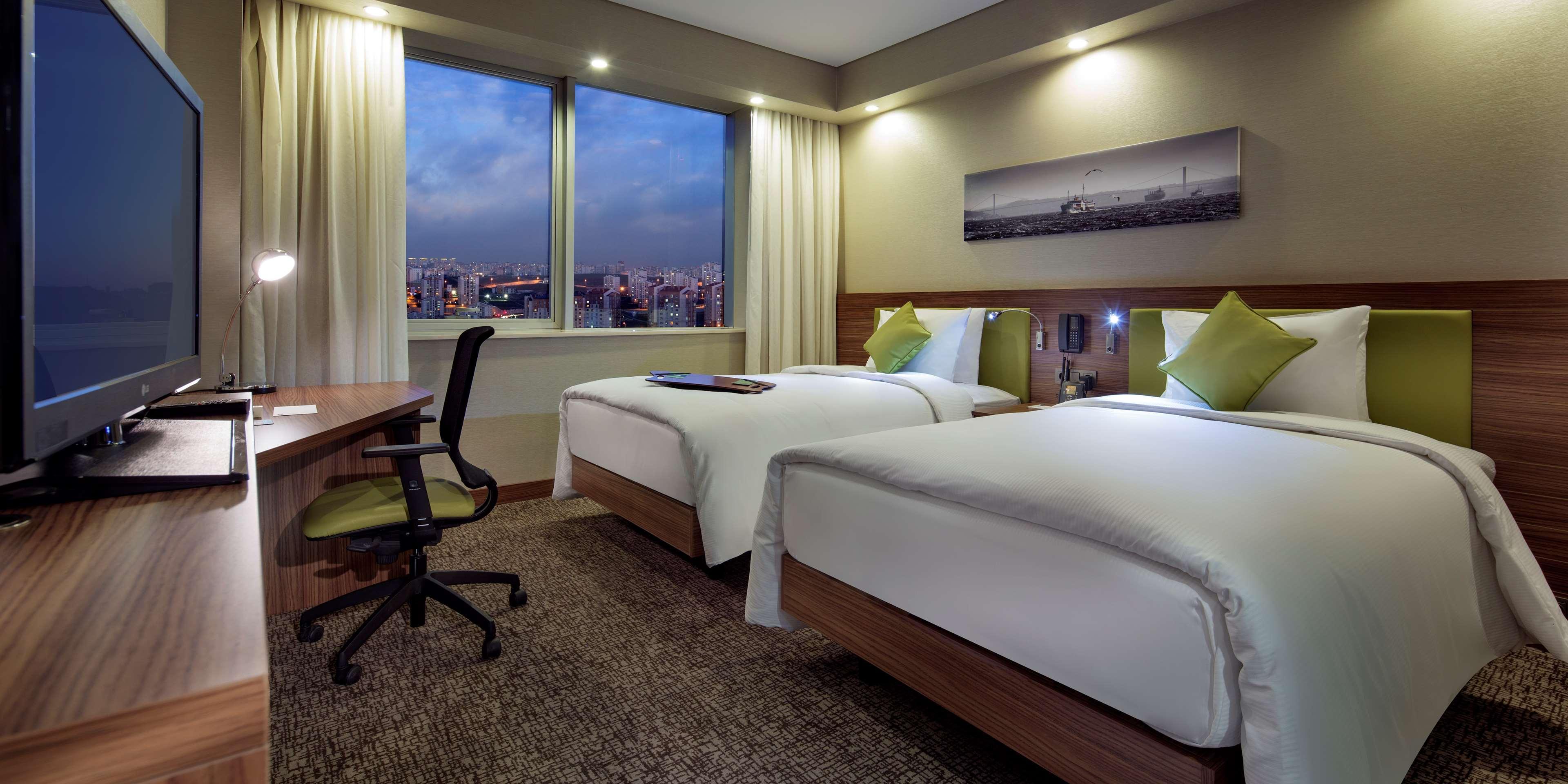 แฮมป์ตัน บาย ฮิลตัน คยาเซฮีร์ Hotel อิสตันบูล ภายนอก รูปภาพ